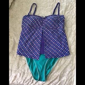 Liz Claiborne tankini top purple blue size 16 bottom turquoise.🌴